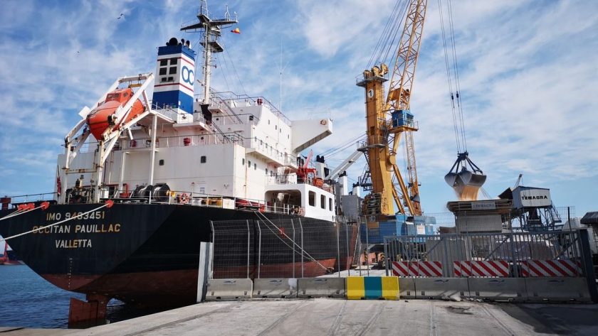 Ukrainian grain arrivals surge 123% at Port of Valencia