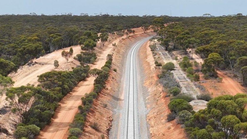 First Gold Valley iron ore train runs on Arc Network